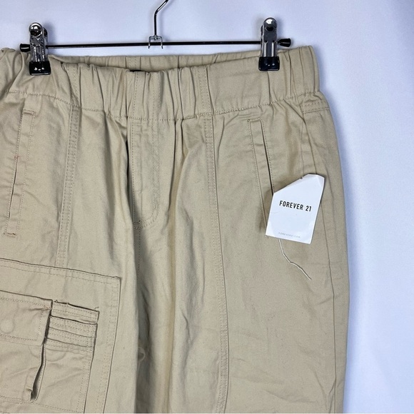 Forever 21 Khaki Pull On Cargo Utility Jogger Pants M - Picture 3 of 4